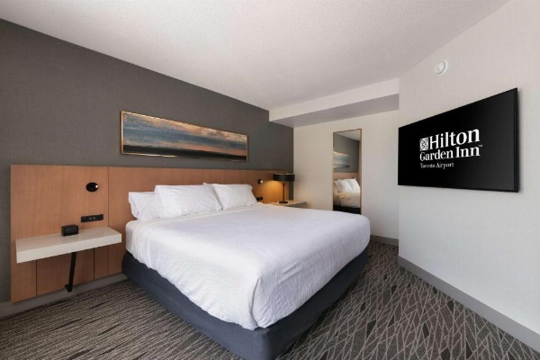 Hilton Garden Inn Toronto Airport image 12